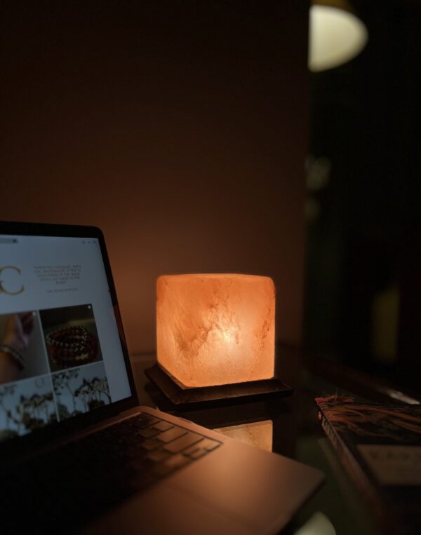 GC Cube Salt Lamp