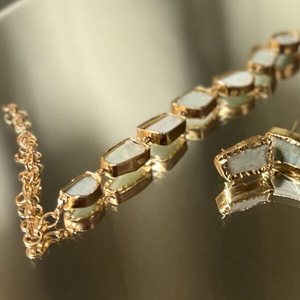GC Gold Polished Brass Green Aventurine Raw Necklace